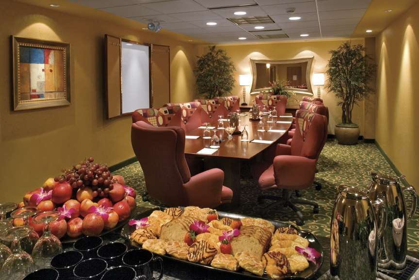 Embassy Suites By Hilton Saint Louis Saint Charles Facilities photo